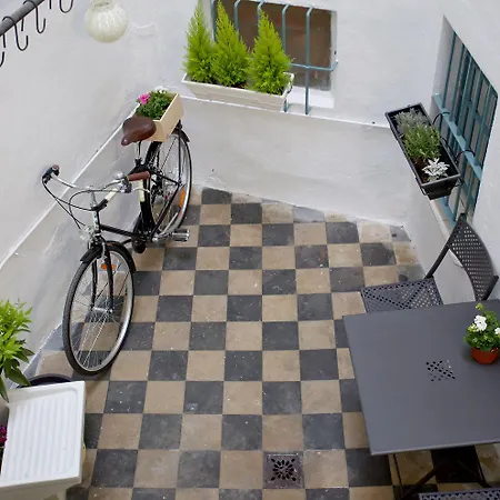 Vandrarhem Bed And Be *